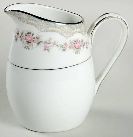 Glenwood (5770) Mini Creamer
