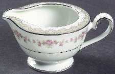 Glenwood (5770) Mini Creamer