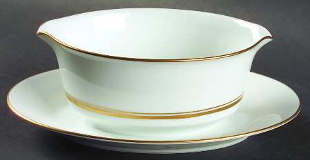 Gloria (6526) Gravy Boat with Attached Underplate