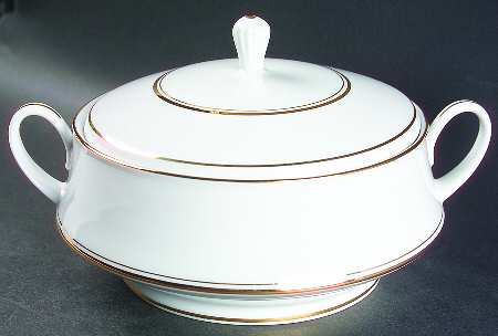 Gloria (L553) Round Covered Vegetable