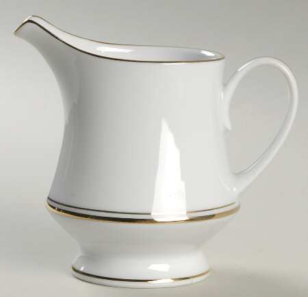 Gloria (L553) Creamer