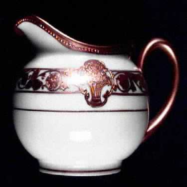 Gold Lace Creamer