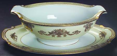 Goldana Gravy Boat with Attached Underplate