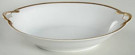 The Goldena 9" Oval Vegetable Bowl