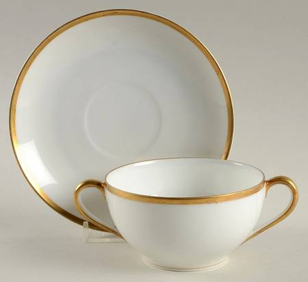 The Goldena Footed Cream Soup Bowl & Saucer Set