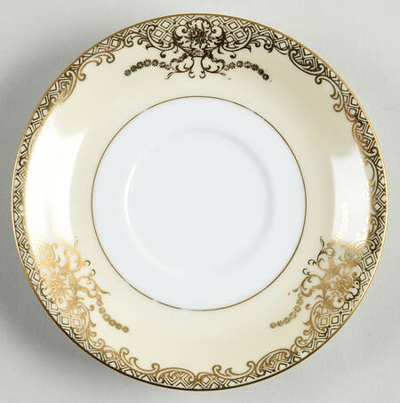 Goldenglo Saucer for Footed Cup