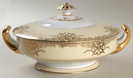 Goldenglo Round Covered Vegetable