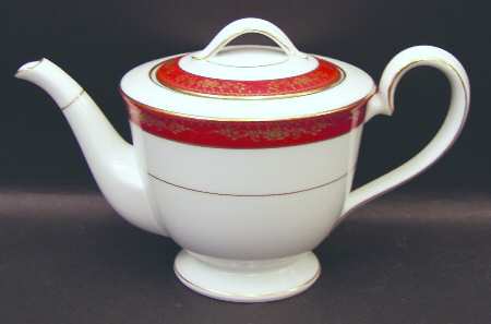 Goldhill Teapot & Lid