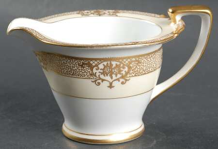 Goldinthia Creamer