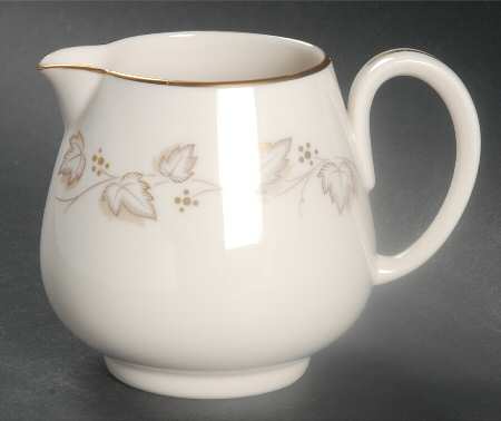 Goldivy Creamer