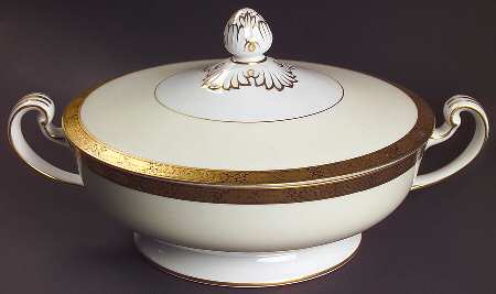 Goldkin (4985) Round Covered Vegetable by Noritake