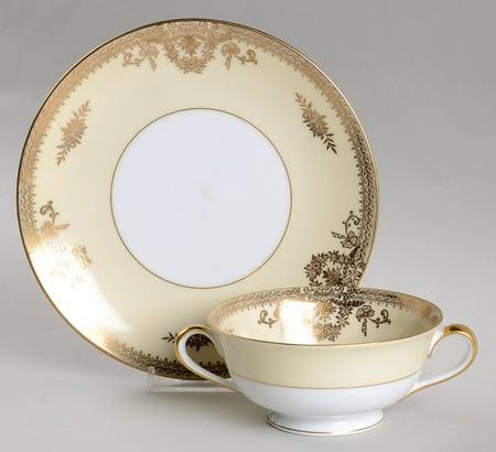 Goldlea Footed Cream Soup Bowl & Saucer Set