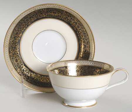 Goldlea Footed Cup & Saucer Set