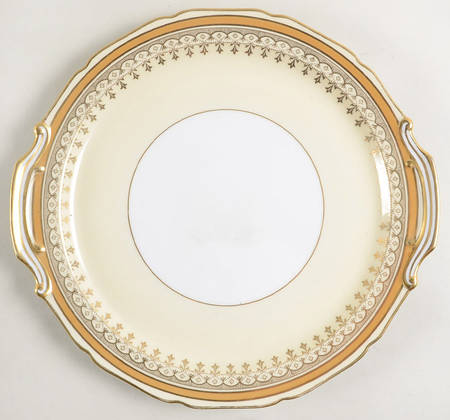 Goldleigh Handled Cake Plate