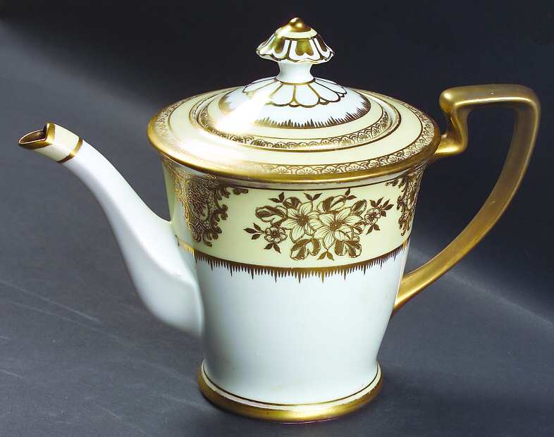 Goldlinda Teapot & Lid