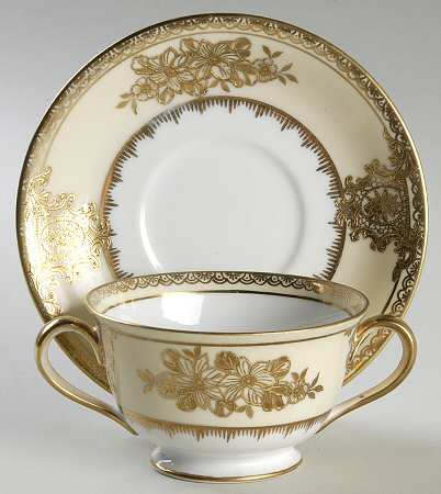 Goldlinda Footed Bouillon Cup & Saucer