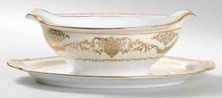 Goldmount Gravy Boat with Attached Underplate