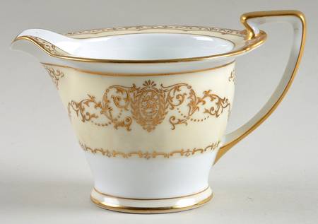 Goldmount Creamer