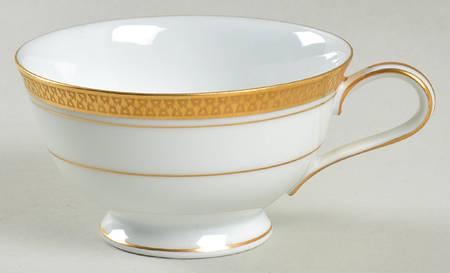 Goldridge Footed Cup