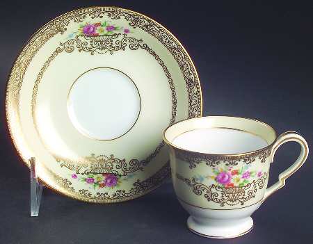 Goldrina Footed Demitasse Cup & Saucer Set