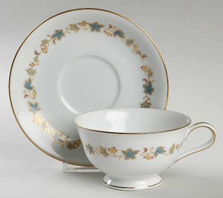 Goldvine Footed Cup & Saucer Set