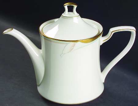 Golden Lily Teapot & Lid