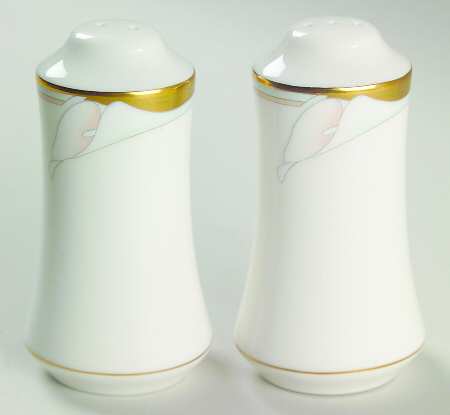 Golden Lily Salt & Pepper Set