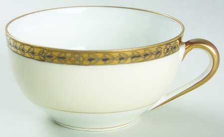 Goldnoir Flat Cup