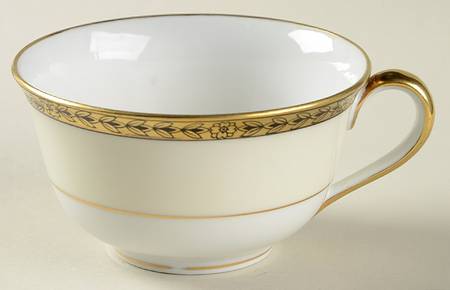 Goldnoir Flat Cup
