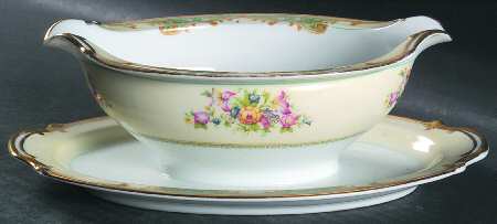 Gordona Gravy Boat with Attached Underplate