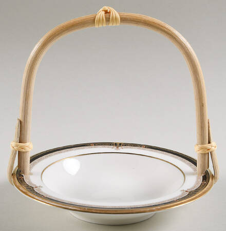 Gold and Sable 7''-7 1/4'' Basket W/Bamboo Handle HC
