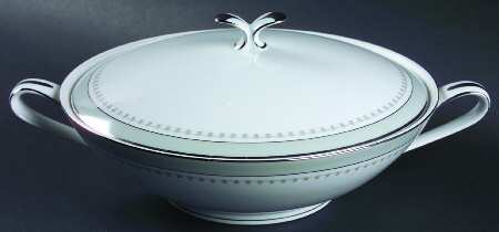 Gotham (Platinum) Round Covered Vegetable