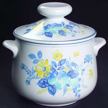 Good Times 2 Qt Round Covered Casserole
