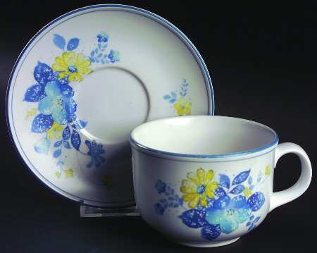 Good Times Oversized Cup & Saucer Set