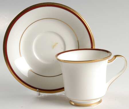 Golden Tribute Footed Cup & Saucer Set