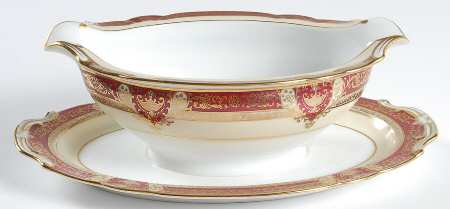 Graceland Gravy Boat with Attached Underplate