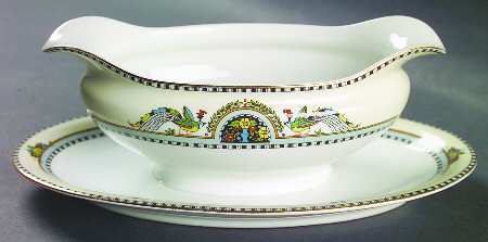 Granada Gravy Boat with Attached Underplate