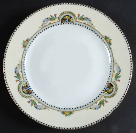 Granada Luncheon Plate