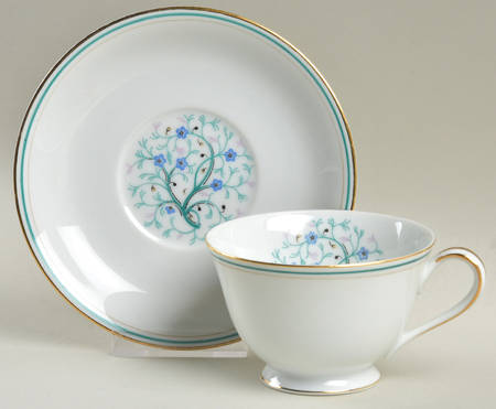 Granada Footed Cup & Saucer Set