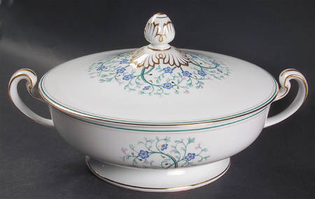 Granada Round Covered Vegetable