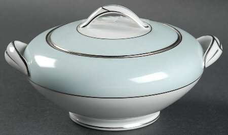Grandeur Sugar Bowl & Lid