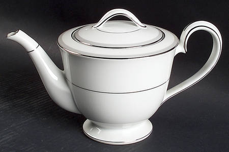 Graymere Teapot & Lid