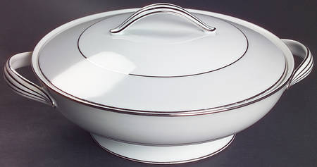 Grayburn Round Covered Vegetable