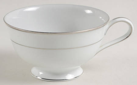 Grayburn Footed Cup