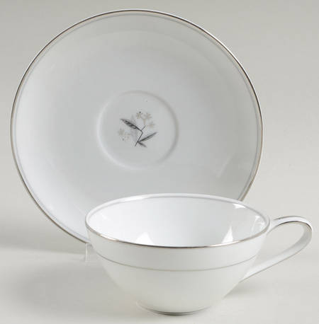 Graycliff Flat Cup & Saucer Set