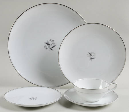 Graycliff 5 Piece Place Setting