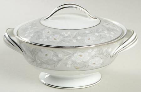 Graycrest Sugar Bowl & Lid