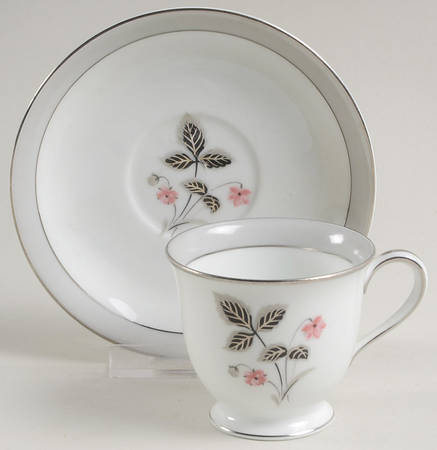 Grayson Footed Demitasse Cup & Saucer Set