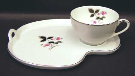 Grayson Snack Plate & Cup Set
