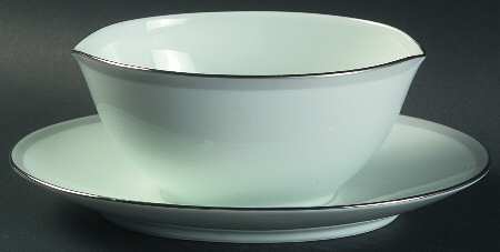 Graytone Gravy Boat with Attached Underplate